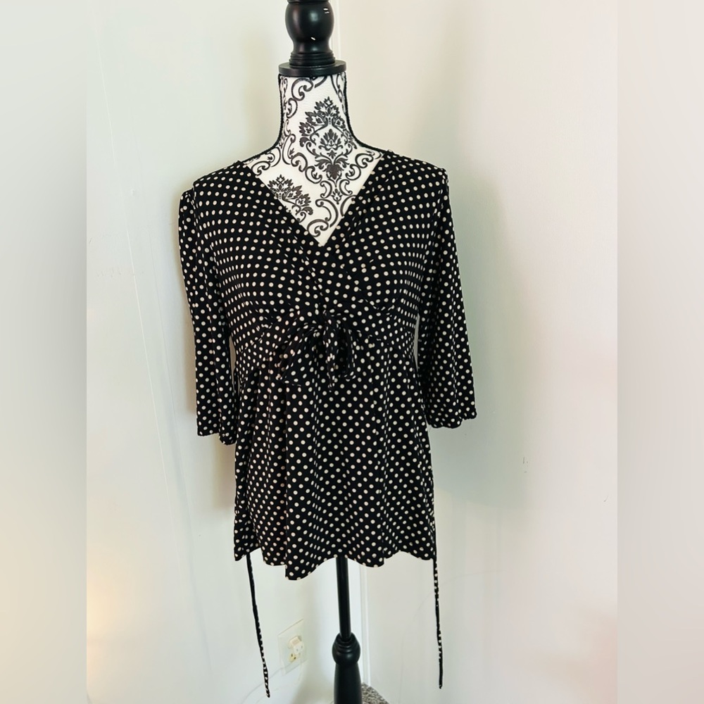 Motherhood Maternity Black Beige Polka Dot 3/4 Sleeve Babydoll V-Neck Top